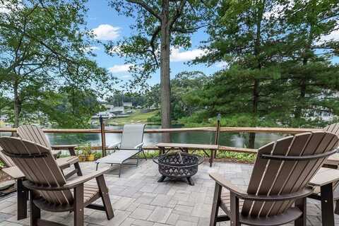 105 Lakeview, Southwick, MA 01077