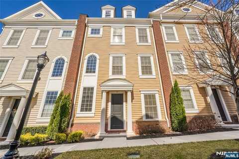 57 Roosevelt Drive, Wood Ridge, NJ 07075