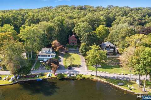 37 W Cedar Lake, Denville, NJ 07834