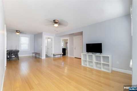617 Washington Avenue #2, Belleville, NJ 07109