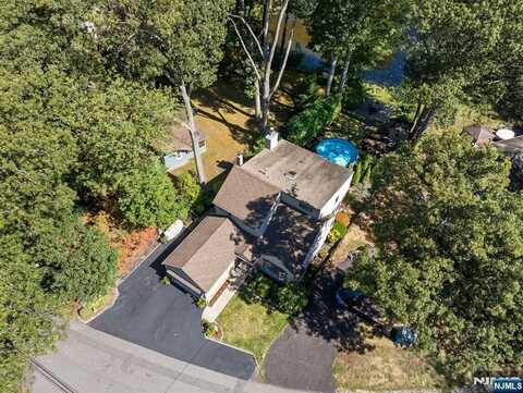 43 Indian Spring Trail, Denville, NJ 07834