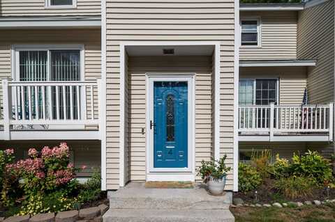 4 Pine Meadows Drive, Exeter, NH 03833