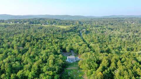 228 Farwell Lane, New London, NH 03257