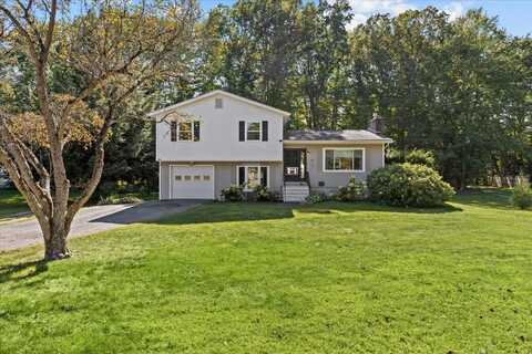 65 Greenbriar Drive, Essex, VT 05452