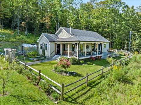 611 Patch Road, Morristown, VT 05661