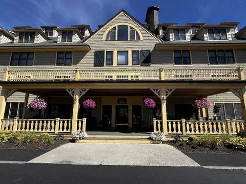 28 Packard's Road, Waterville Valley, NH 03215