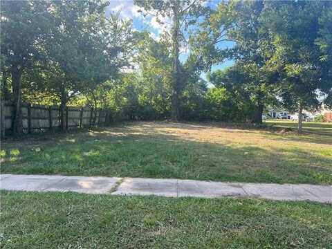 58 E CLAIBORNE Square, Chalmette, LA 70043