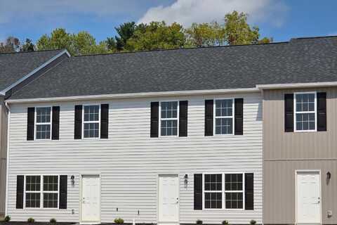413 N Washington Avenue, Pulaski, VA 24301