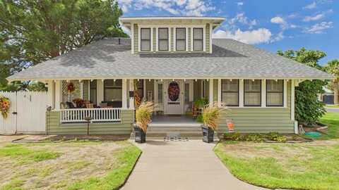 601 S Hackberry St, Pecos, TX 79772