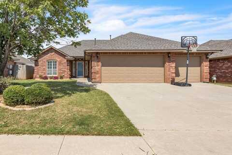 1613 SW 31st Terrace, Moore, OK 73160