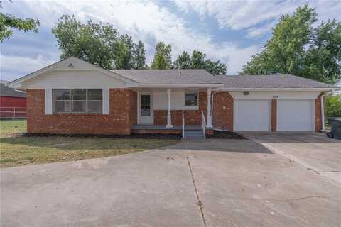104 W Silver Meadow Drive, Midwest City, OK 73110
