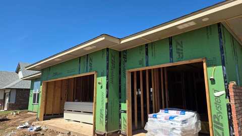 321 Greens Parkway, Norman, OK 73069