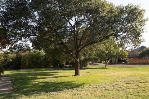 210 W Ward Drive, Robinson, TX 76706