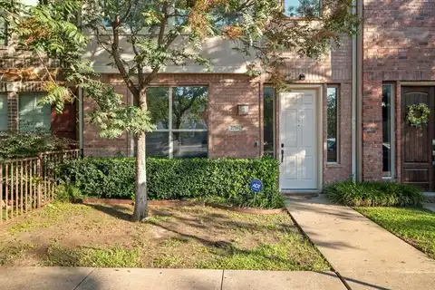 2710 Floyd Street, Dallas, TX 75204