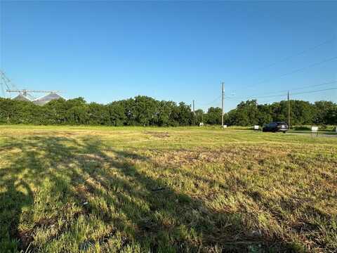529 W Oak Street, Gunter, TX 75058