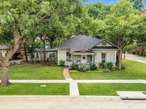 300 University Avenue, Waxahachie, TX 75165