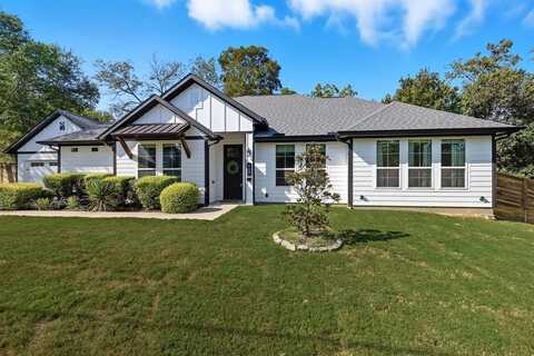 407 W Light Street, Waxahachie, TX 75165