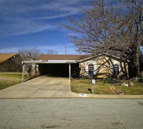 4901 Richardson Street, Fort Worth, TX 76119