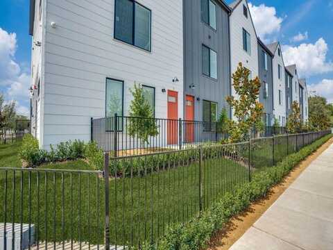 3275 Dallas Street, Dallas, TX 75210