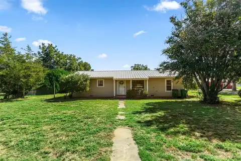 1915 Stadium Dr., Vernon, TX 76384
