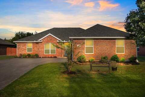 326 Fox Hollow Drive, Red Oak, TX 75154