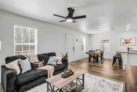 308 S 3rd, Bonham, TX 75418