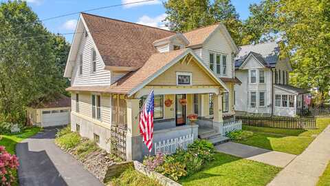 303 Chestnut St, Oneonta, NY 13820
