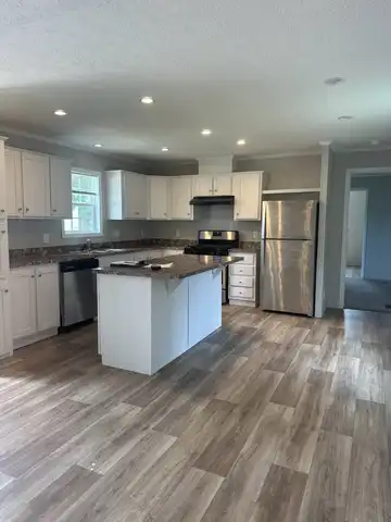 921 Peacock Lane, Mishawaka, IN 46545