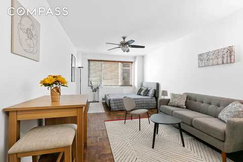 301 East 22nd Street, New York, NY 10010