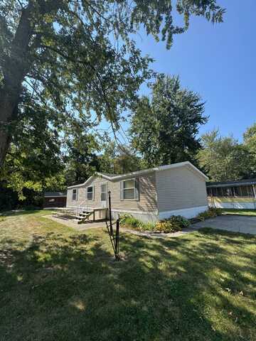 5330 Goshen Road, Fort Wayne, IN 46818