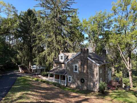 483 Water St, Boyertown, PA 19512