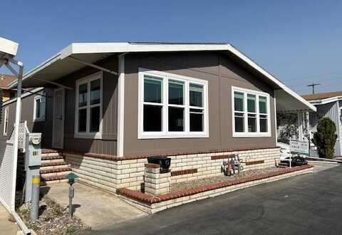 1845 Monrovia St, Costa Mesa, CA 92627