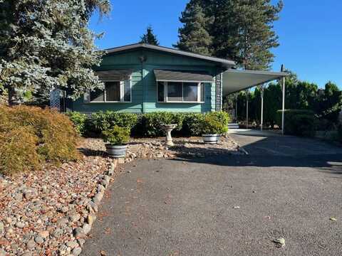 13640 SE HWY 212, Clackamas, OR 97015
