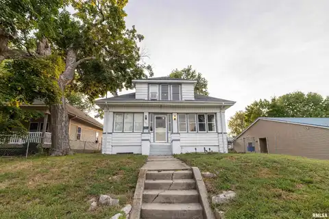 1324 N 6TH Street, Quincy, IL 62301