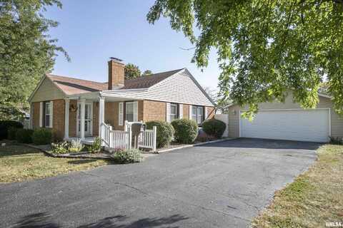 665 S MAIN Street, Farmington, IL 61531