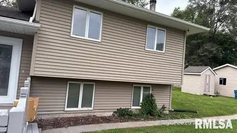 2907 4TH Street A, East Moline, IL 61265