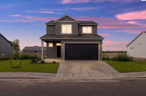 400 Amberly Ave, Grandview, WA 99352