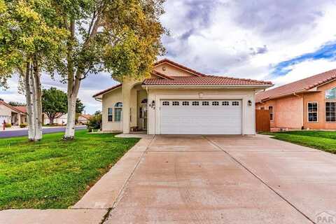 922 Pinecrest Dr, Pueblo, CO 81005