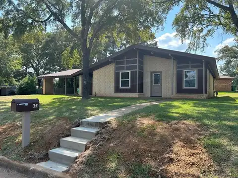 405 Shamrock Drive, PALESTINE, TX 75803