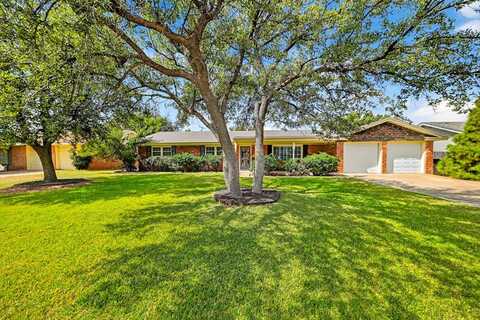 1913 Ward St, Midland, TX 79705