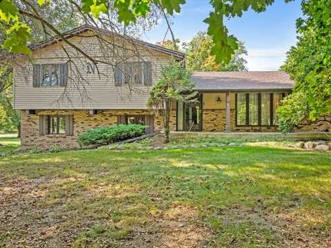 6104 Blyth, CALEDONIA, IL 61011