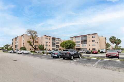 2840 Somerset Dr, Lauderdale Lakes, FL 33311