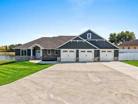 167 FOX SHORES Drive, DE PERE, WI 54115