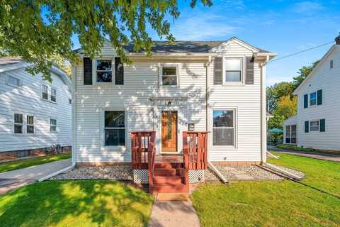 618 OAK Street, NEENAH, WI 54956