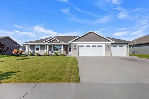 1723 JEROME Way, GREEN BAY, WI 54313