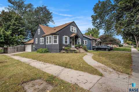 2033 S Dakota Ave, Sioux Falls, SD 57105