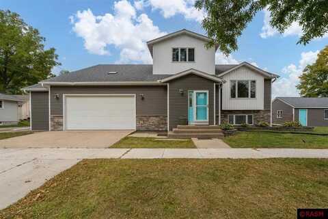 402 Cedar Street, Nicollet, MN 56074