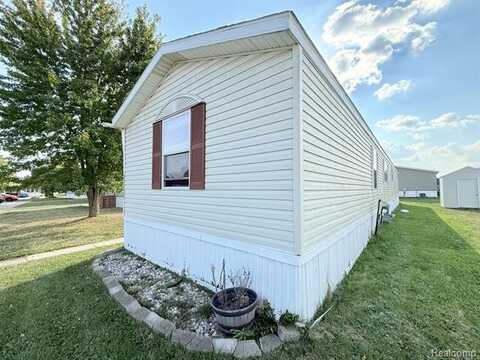 25224 Middlesex Street, Lot#M224, Woodhaven, MI 48183