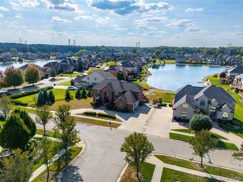 49501 Sandra Drive, Shelby, MI 48315