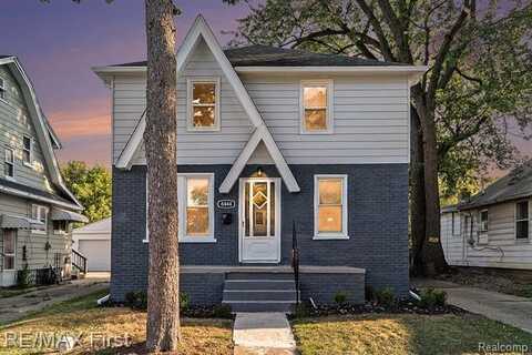 8444 Chalmers Avenue, Warren, MI 48089